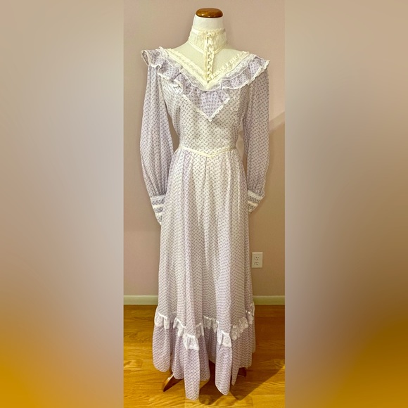 Gunne Sax | Dresses | 97s Purple Floral Print Gunne Sax By Jessica ...